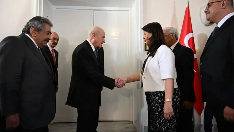 MHP Lideri Bahçeli, DEM Parti Heyetiyle Tarihi Görüşme Gerçekleştirdi
