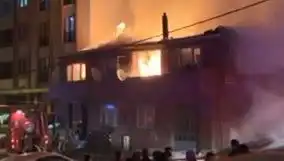 Gaziosmanpaşa’da Alevler İki Bina ile Birlikte Kül Oldu!