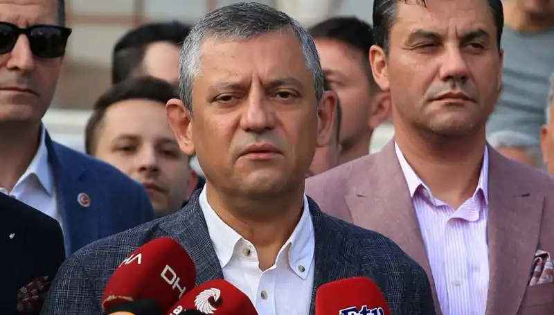 Özgür Özel, Sandığın Geleceği Üzerine Çarpıcı Açıklamalarda Bulundu