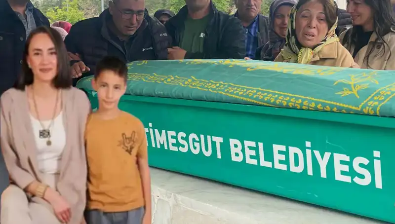 Merve Öğretmen ve Oğlu, Duygusal Bir Veda Töreniyle Uğurlandı