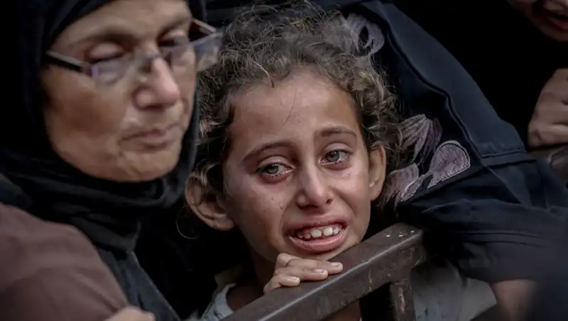 Gazze’deki Açlık Krizinin Ortasında: İsrail Askerinin Şok Eden Eylemi